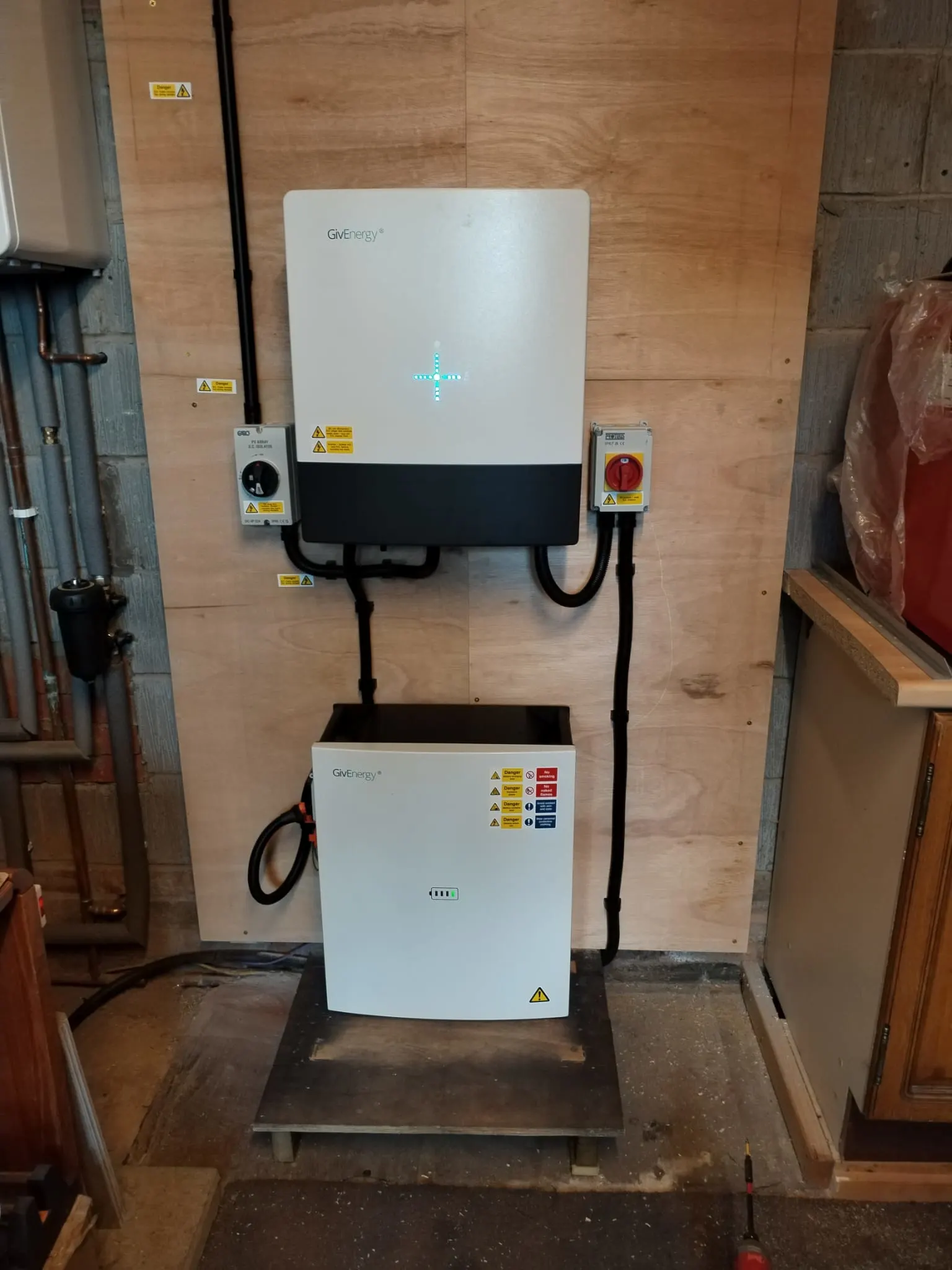 Battery & Inverter Images - Image 2