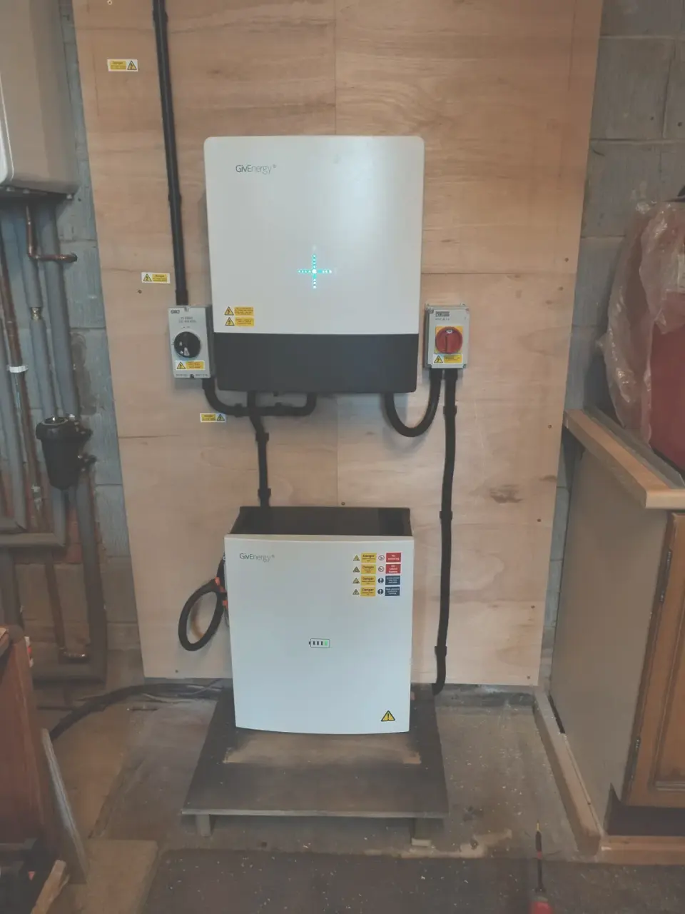 Battery and inverter fitted by Viking engineers