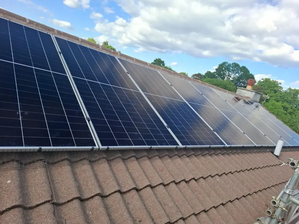 AIKO solar panels fitted on a Scottish home by Viking engineers